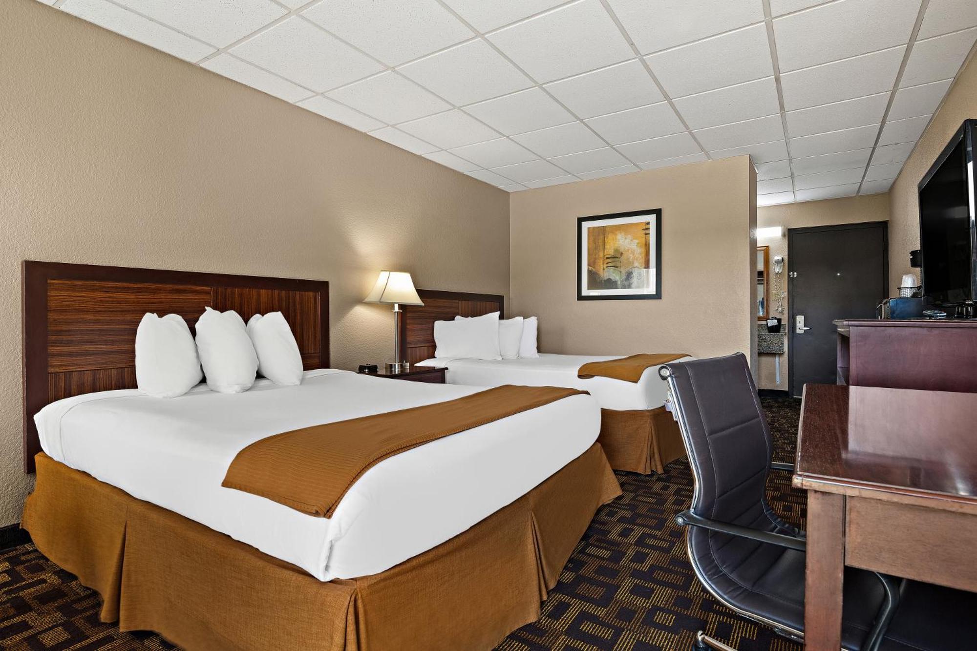 Rodeway Inn McPherson 外观 照片