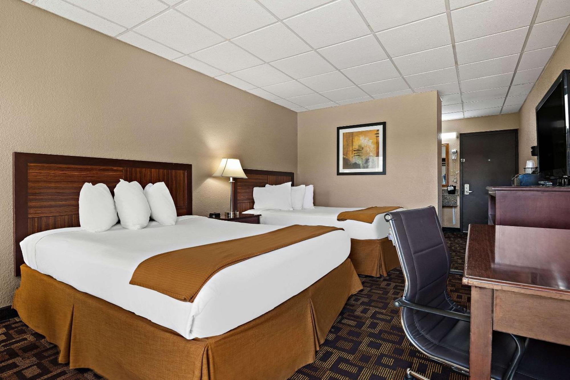 Rodeway Inn McPherson 外观 照片